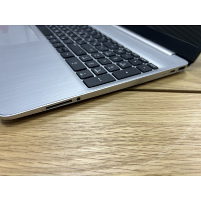 Ноутбук hp 15-dy1024wm i3-1005g1 8/128gb Б/В