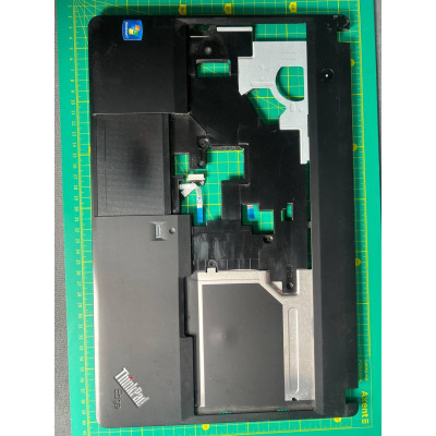 Корпус C (топкейс, середня частина) для Lenovo ThinkPad E530, E535, E530C з дефектом (зламані 2 кріплення) (б/в)